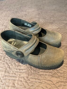 Unique! Dansko Chunky Mary Janes sz 37